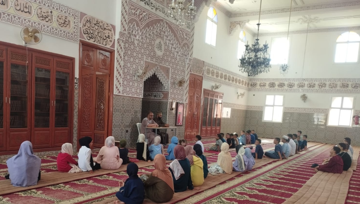 نشاط في موضوع: زيارة تفقدية لمركز تحفيظ القرآن الكريم في الدورة الصيفية (إعداد: لحسن مامون)