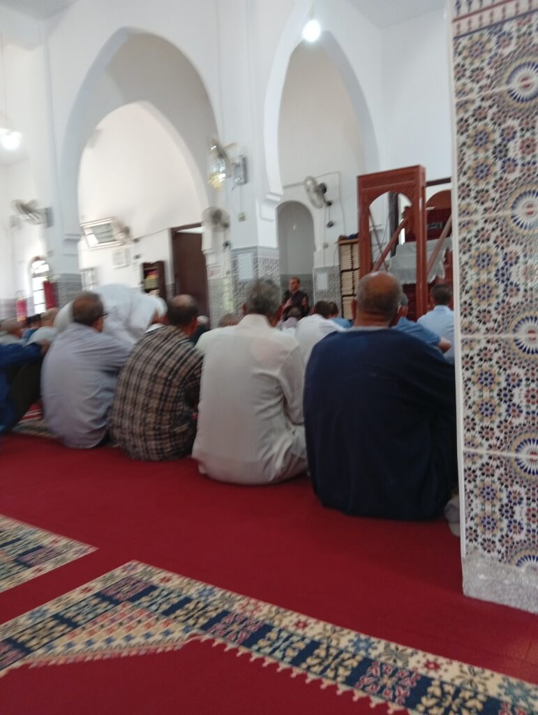 78709-771x1024 نشاط في موضوع: فضل بر الوالدين (إعداد: الإمام المرشد : محمد الطاهري)