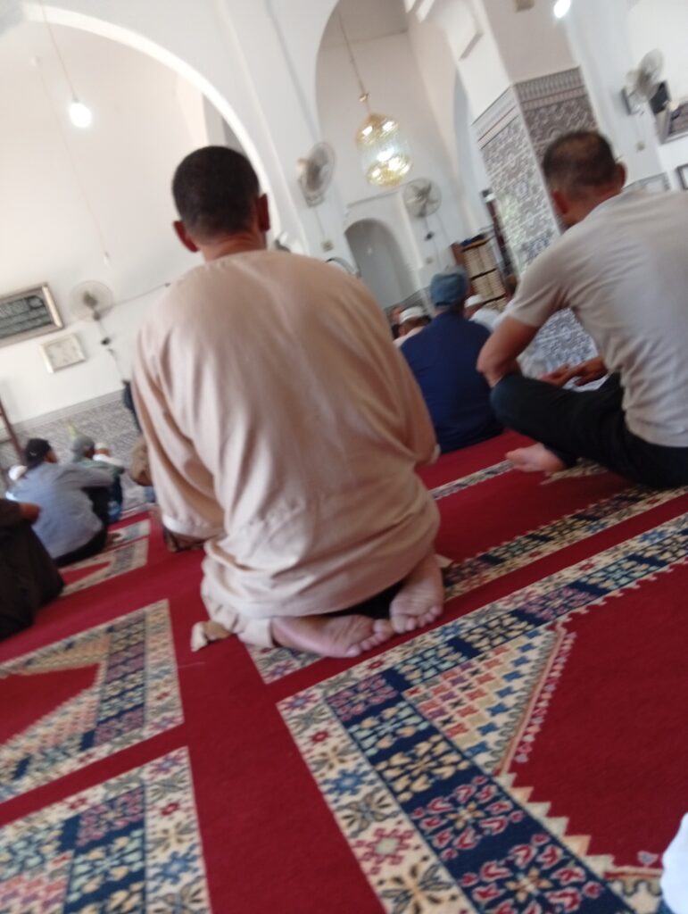 78711-771x1024 نشاط في موضوع: فضل بر الوالدين (إعداد: الإمام المرشد : محمد الطاهري)