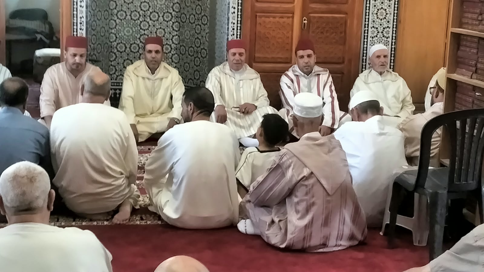 1000447960 قافلة تواصلية حول التماسك الأسري والتكافل الاجتماعي وأثره في ترسيخ التضامن الاجتماعي بمنطقة التجريب 03 اولاد الزباير (إعداد: المرشد : نبيل بلفضيل)