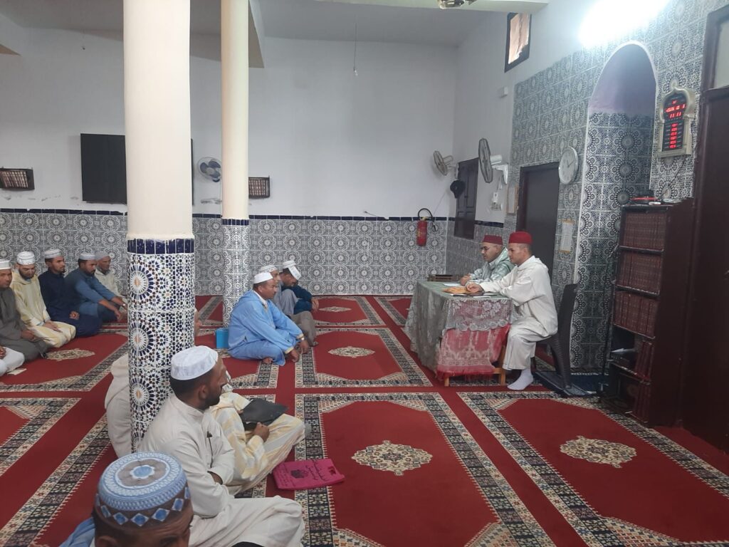 1000025017-1024x768 ندوة : حول العلوم الشرعية وأثرها في تهذيب السلوك (إعداد: لحسن ابزيز)