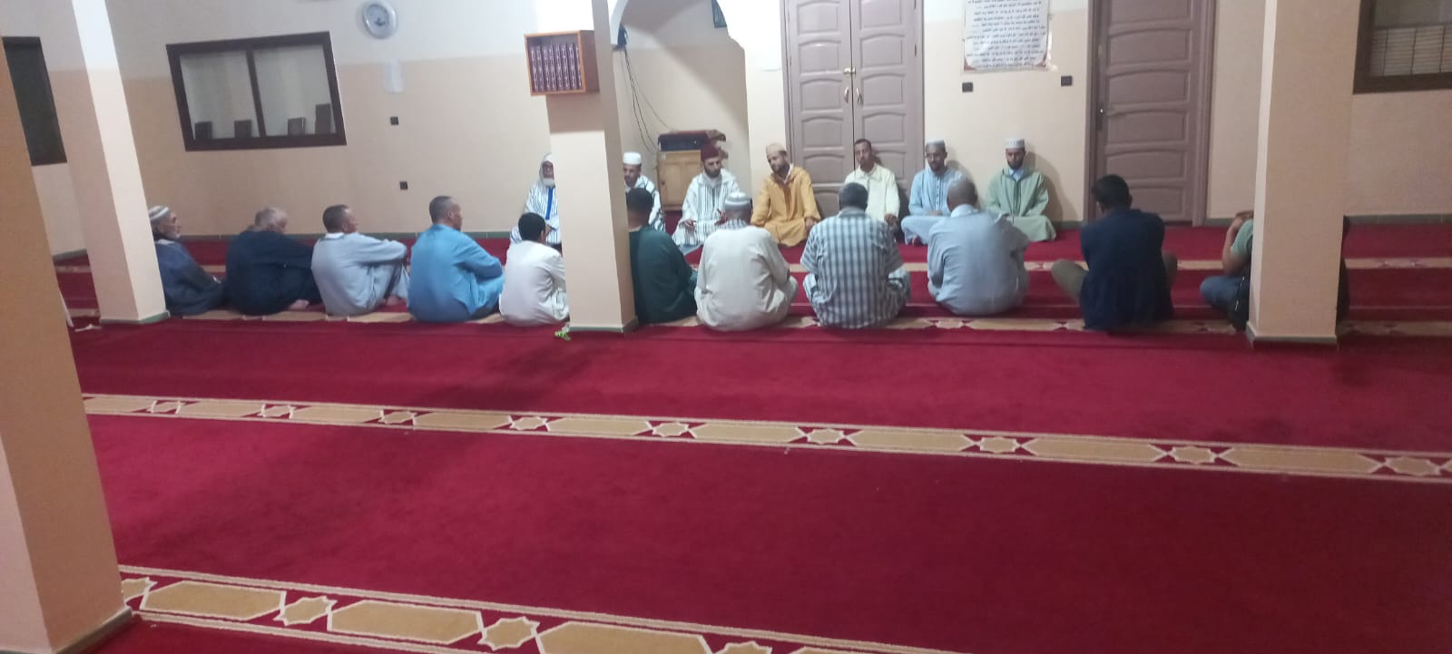 نشاط في موضوع: مجلس الصلاة على رسول الله صلى الله عليه وسلم (إعداد: ايوب البوعزاوي)