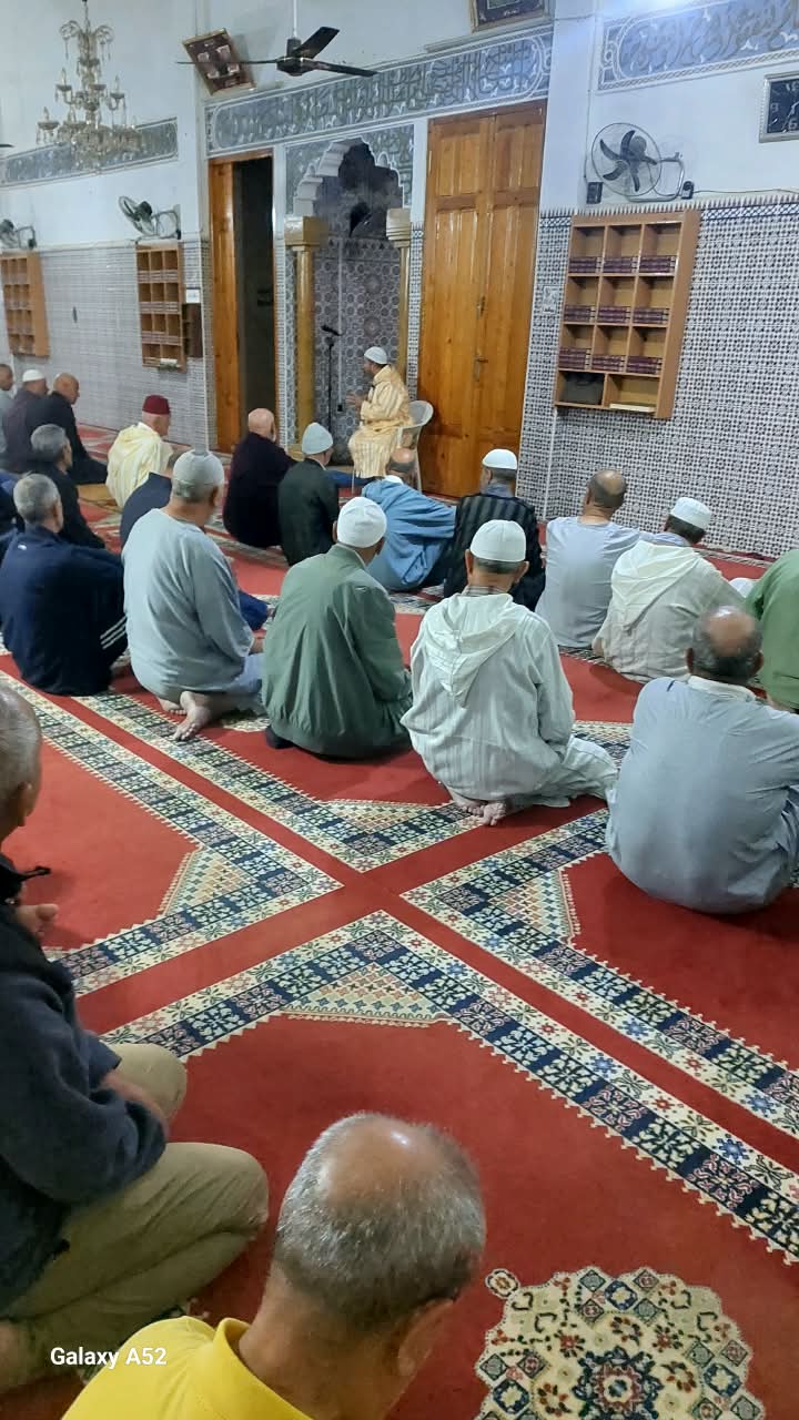 نشاط في موضوع: التوحيد أصل الإيمان و أصل الحياة الطيبة (إعداد: عثمان بن الشيخ)