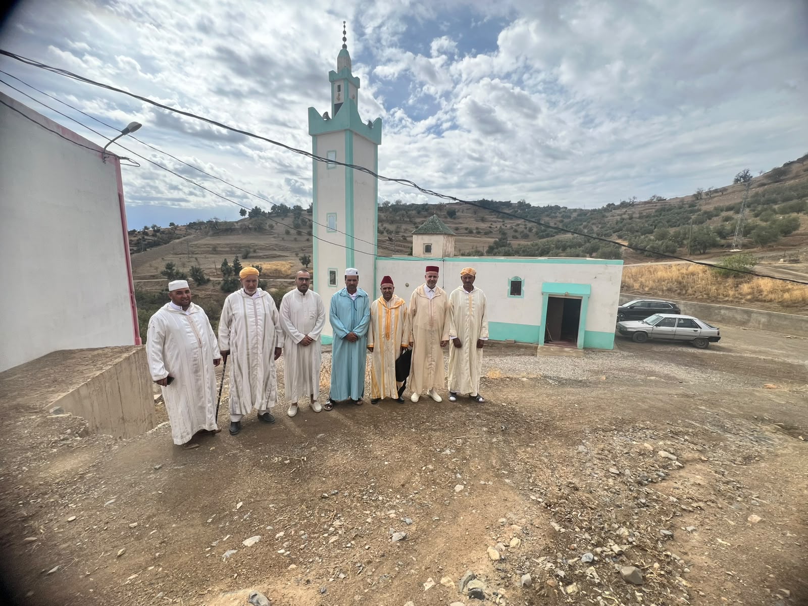 نشاط في موضوع: المسجد ودوره في ترسيخ قيم الأخوة والتكافل وتعزيز تماسك جماعة المسجد (إعداد: عبداللطيف الكعز)