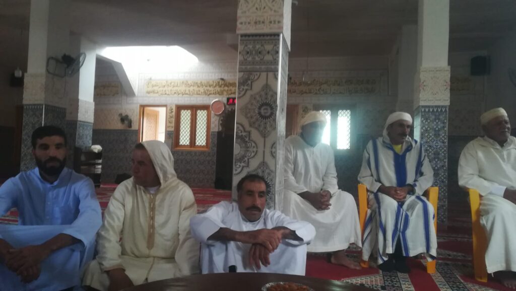 IMG-20261003-WA0037-1024x578 نشاط في موضوع: المسجد ودوره في ترسيخ قيم الأخوة والتكافل وتعزيز تماسك جماعة المسجد (إعداد: عبداللطيف الكعز)