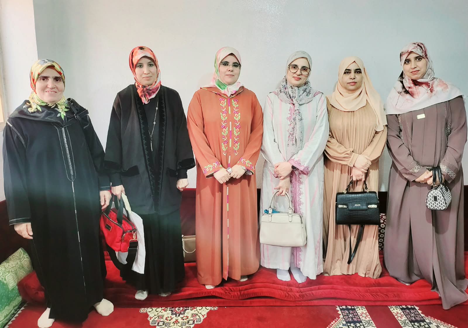 نشاط في موضوع: أمسية دينية للذكر والمديح (إعداد: إكرام المغراوي)